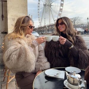 NWT  COELHO FAUX FUR COAT SIZE S and  L 
🚨FIRM PRICE NO DISCOUNT